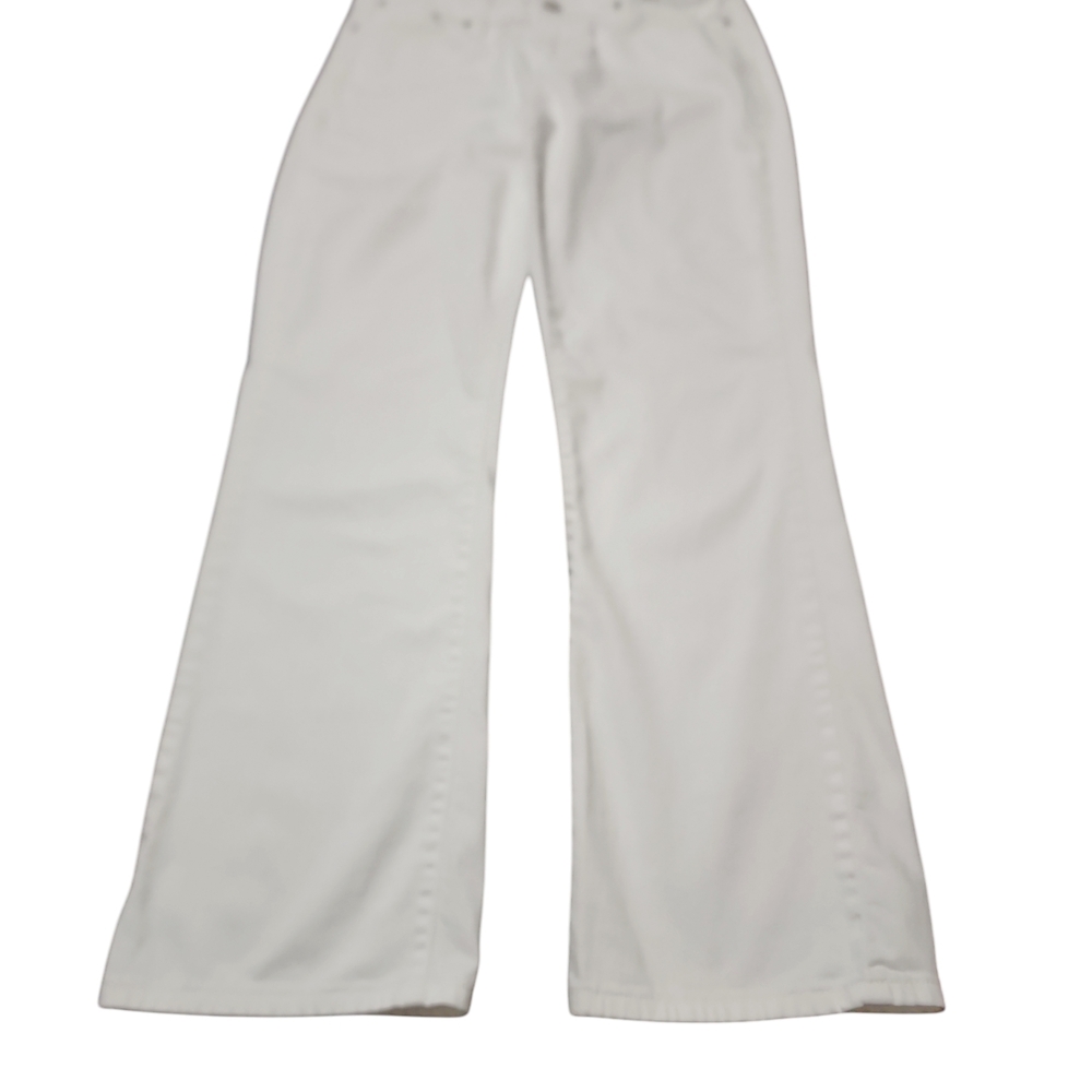 529 Levy White Curvy Boot Cut Pants